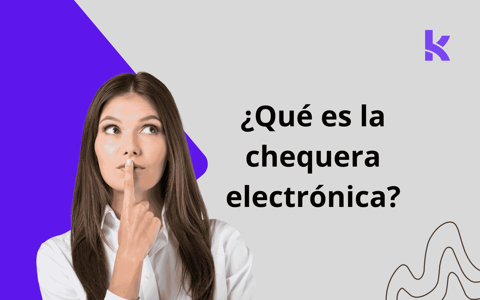 chica pensando que es una chequera electrónica y como se usa